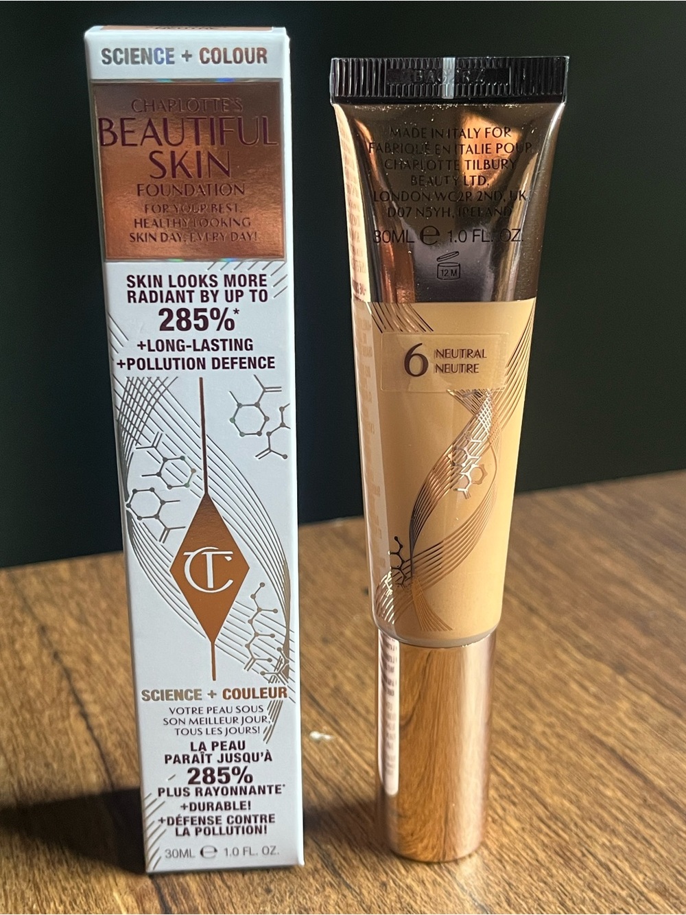 Charlotte Tilbury Beautiful Skin Foundation - 6 Neutrql